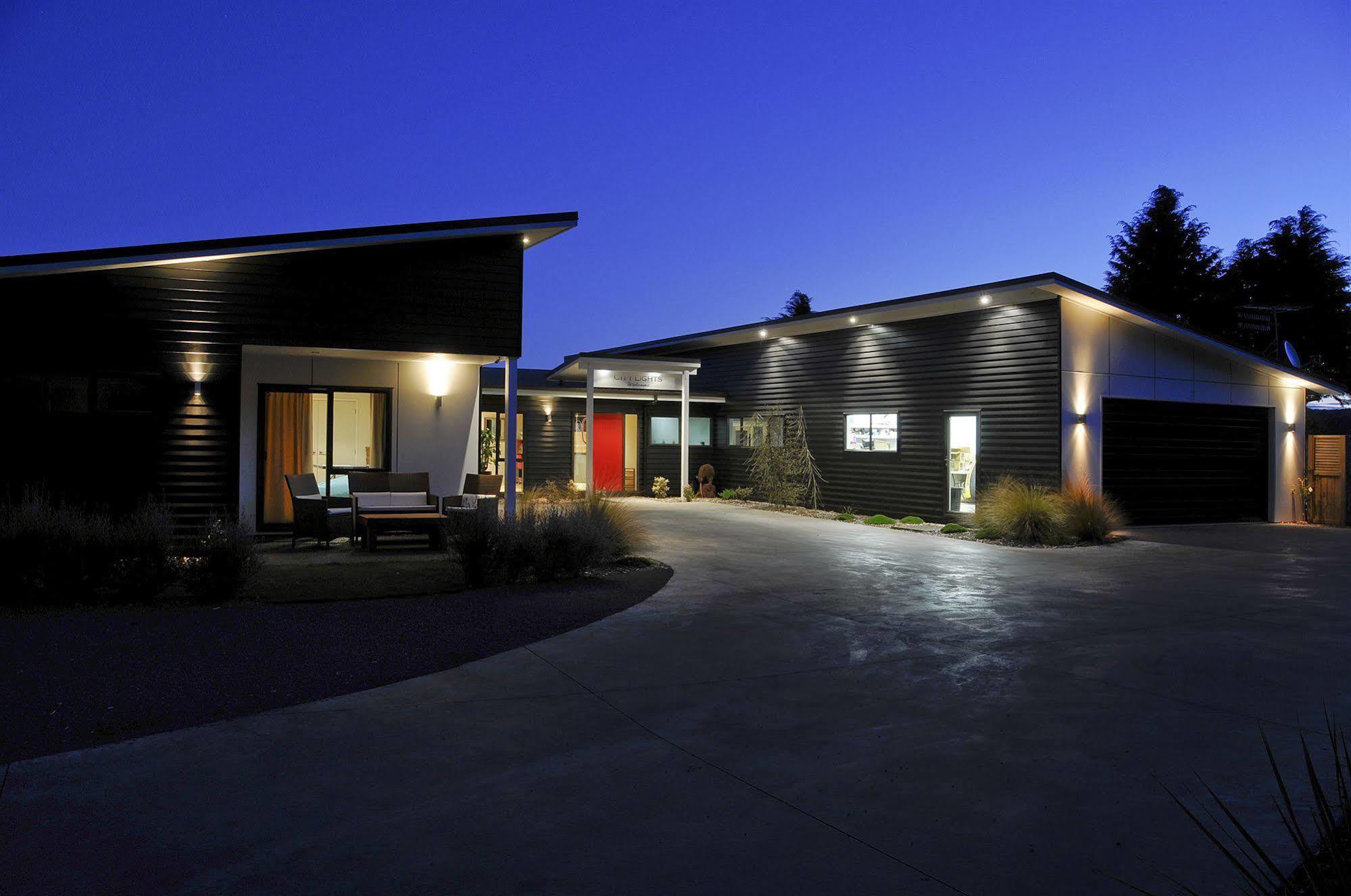 City Lights Boutique Lodge Rotorua Exterior photo